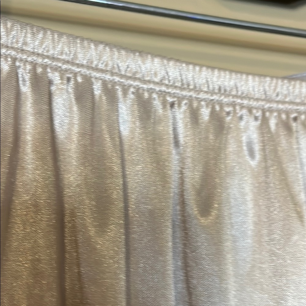 NWT Lace Trim Extender Slip Skirt - Picture 4 of 8